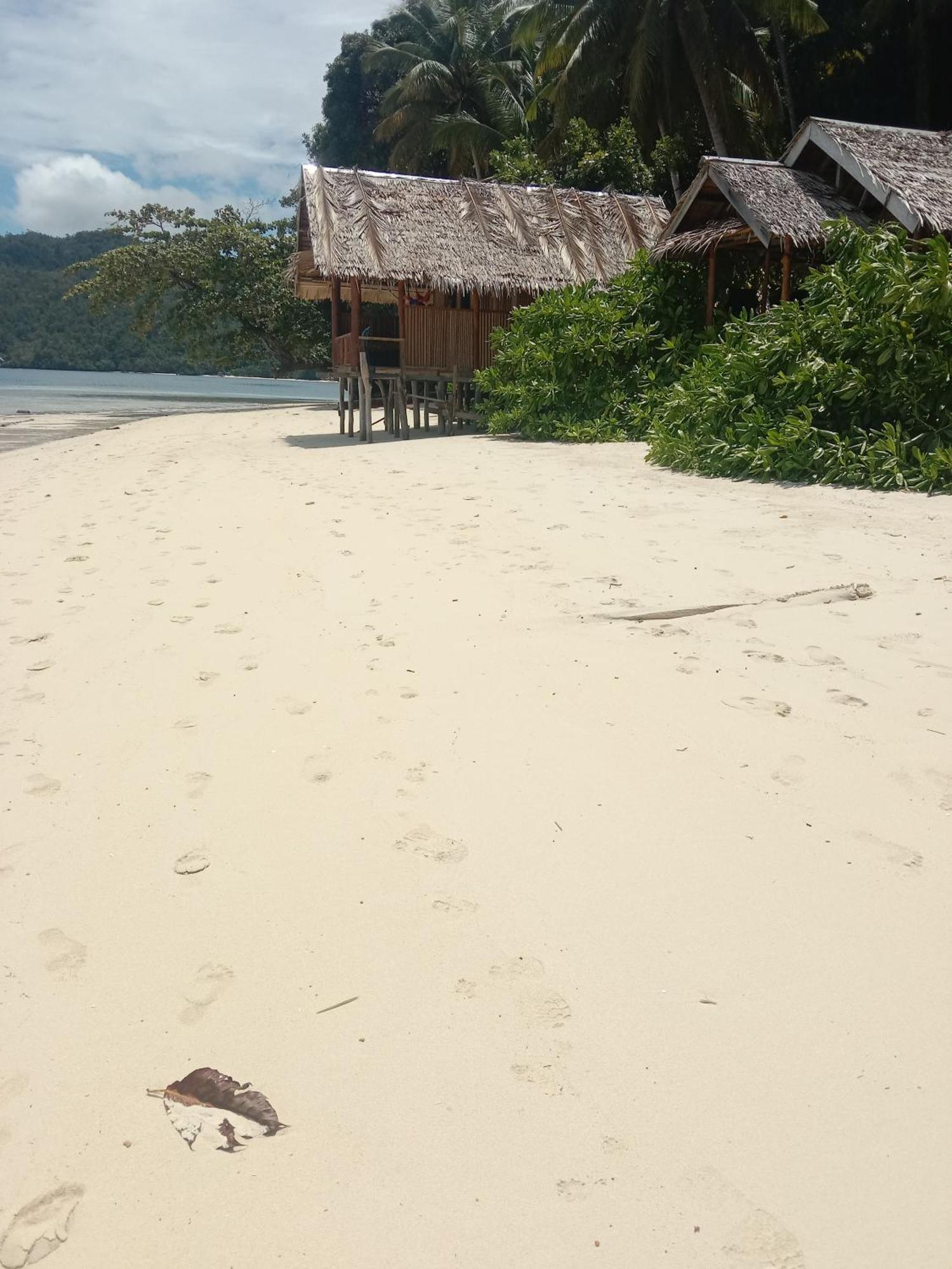 Amfriwen Homestay Yennanas Besir Exterior foto